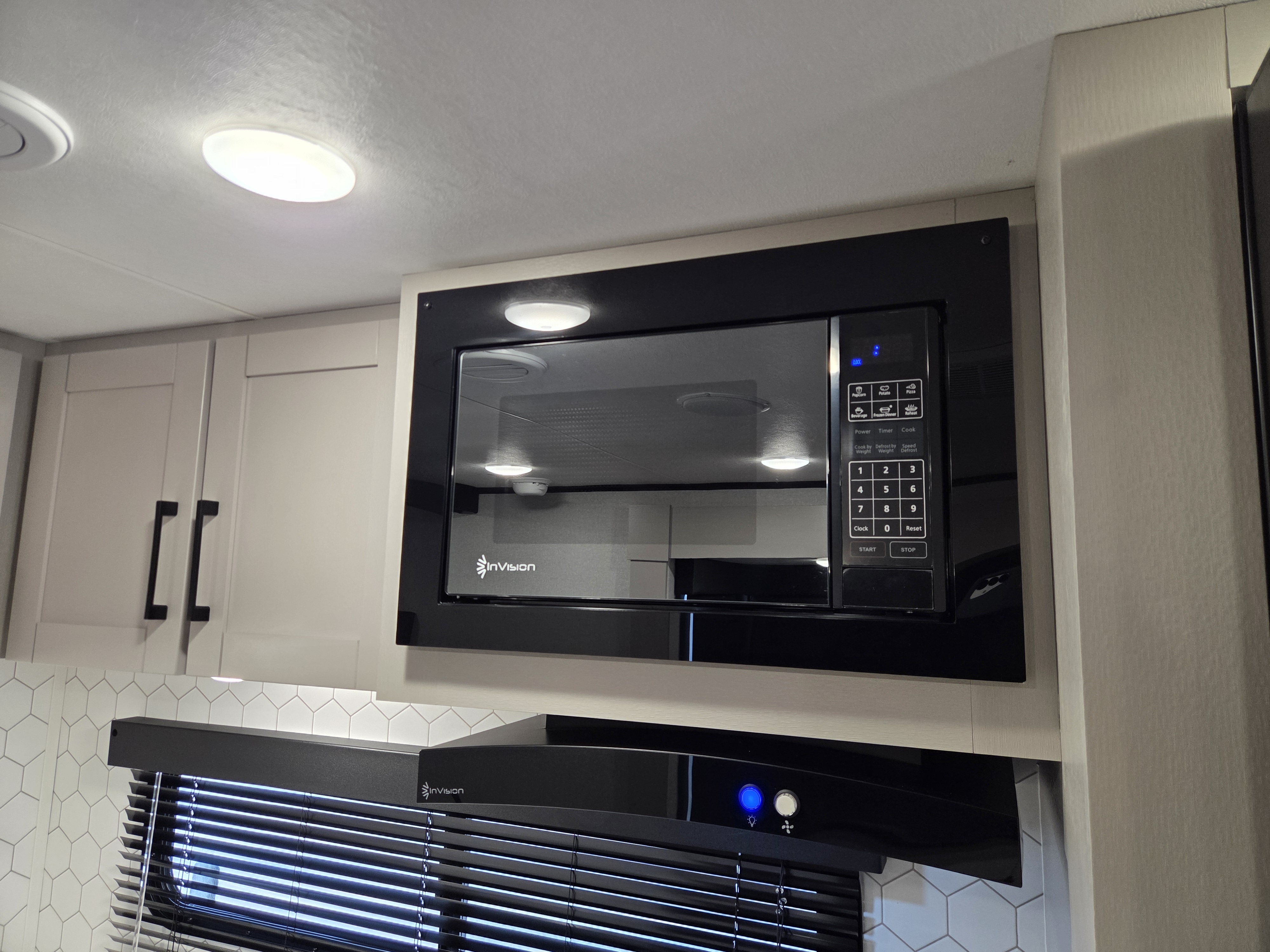 2026 Jayco Jay Feather 25RB, $ 37,999