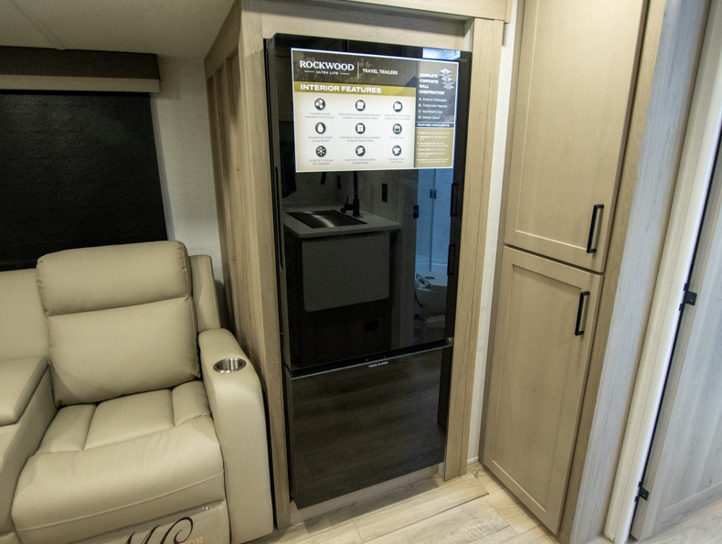 2026 Forest River Rockwood Ultra Lite 2618RD, $ 45,999