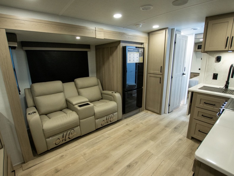 2026 Forest River Rockwood Ultra Lite 2618RD, $ 45,999