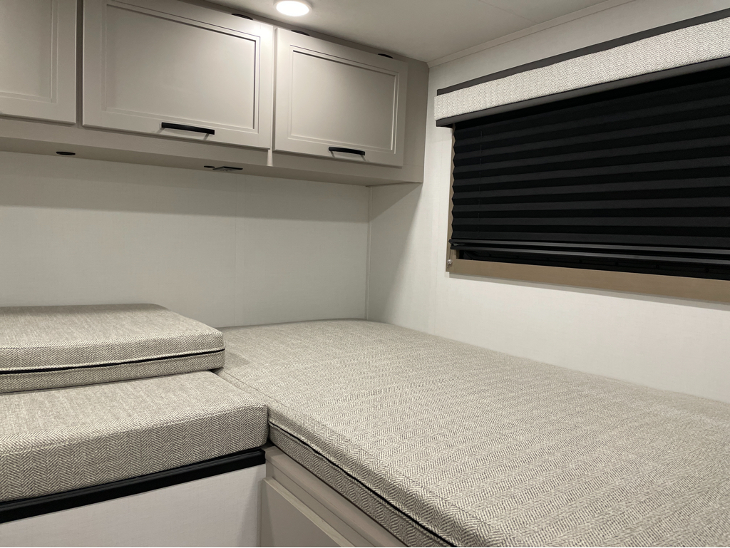 2027 Jayco Redhawk SE 22TF, $ 81,997