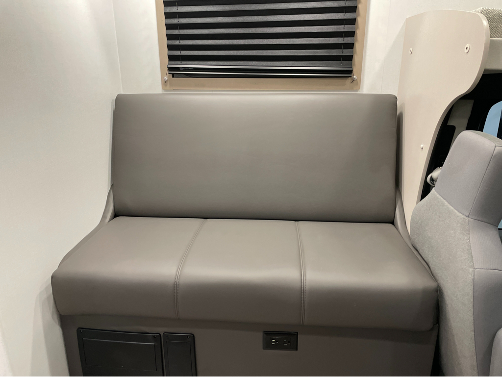 2027 Jayco Redhawk SE 22TF, $ 81,997
