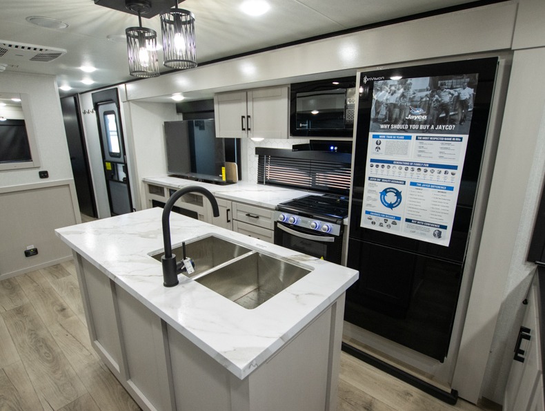 2026 Jayco Jay Feather 27MK, $ 43,999