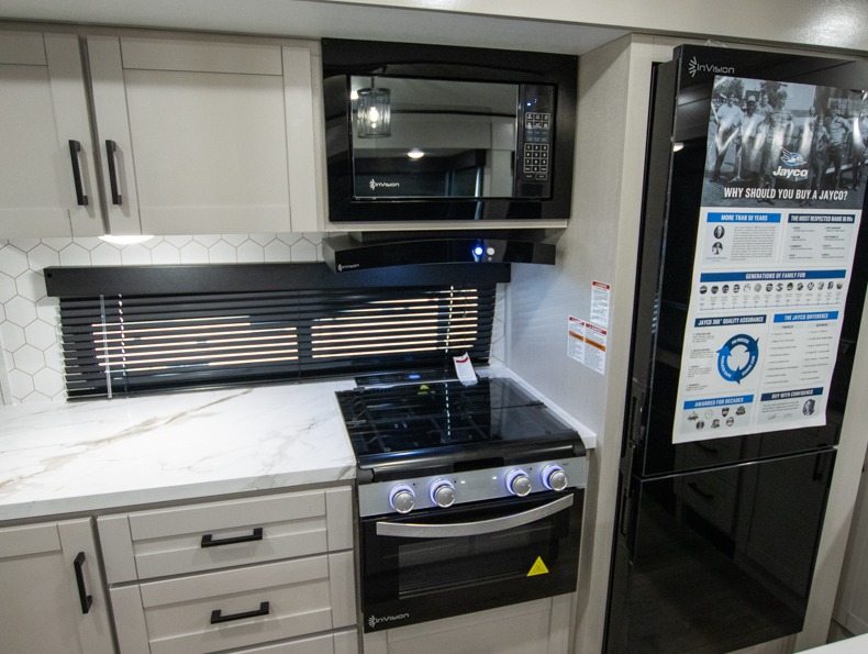 2026 Jayco Jay Feather 27MK, $ 43,999