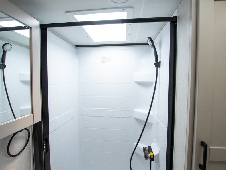 2026 Jayco Jay Feather 27MK, $ 43,999