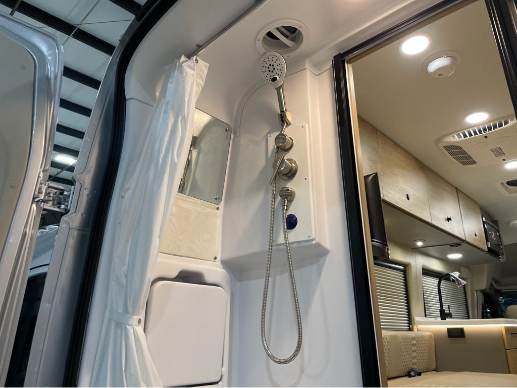 2027 Jayco Solstice 21T, $ 139,997