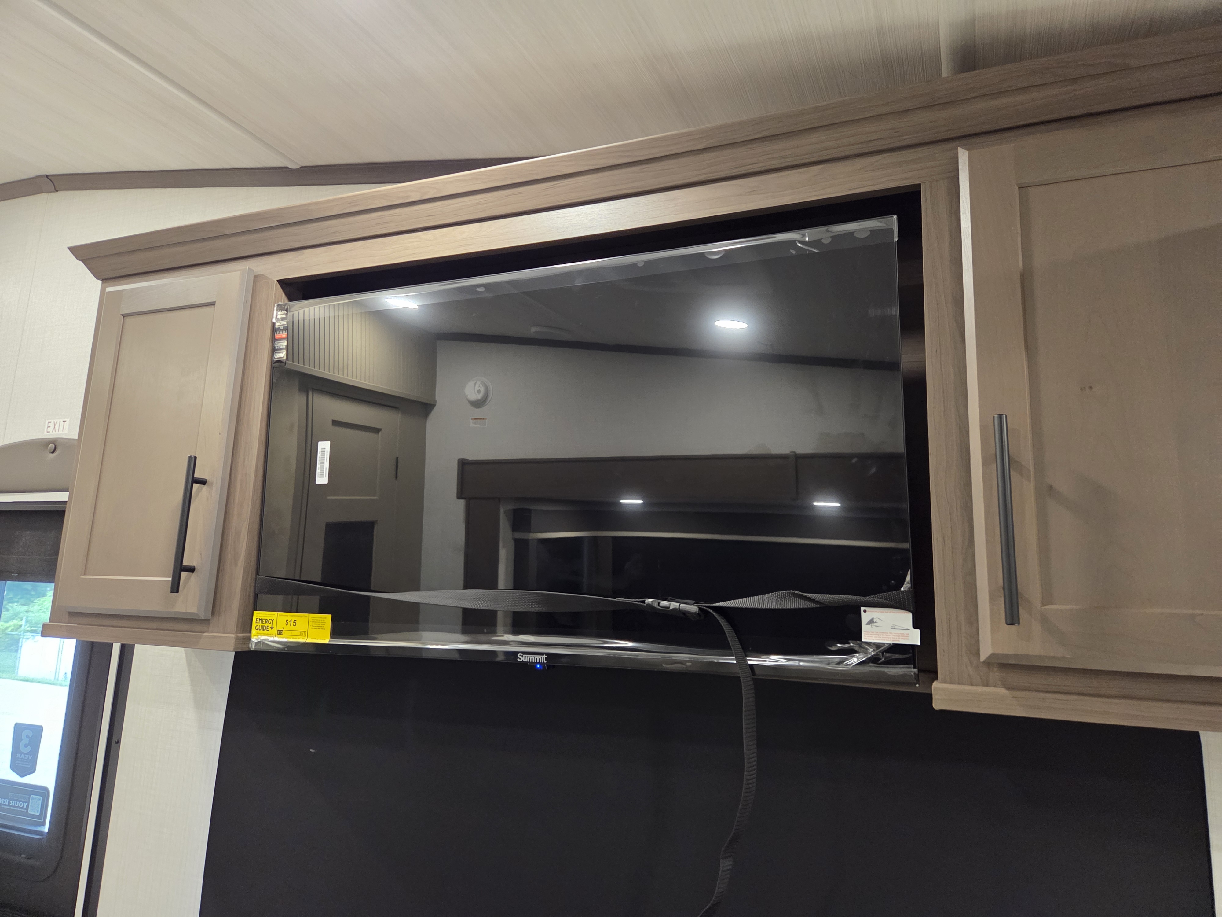 2027 Keystone Cougar Half-Ton (Fifth Wheel) 23MLE, $ 52,999