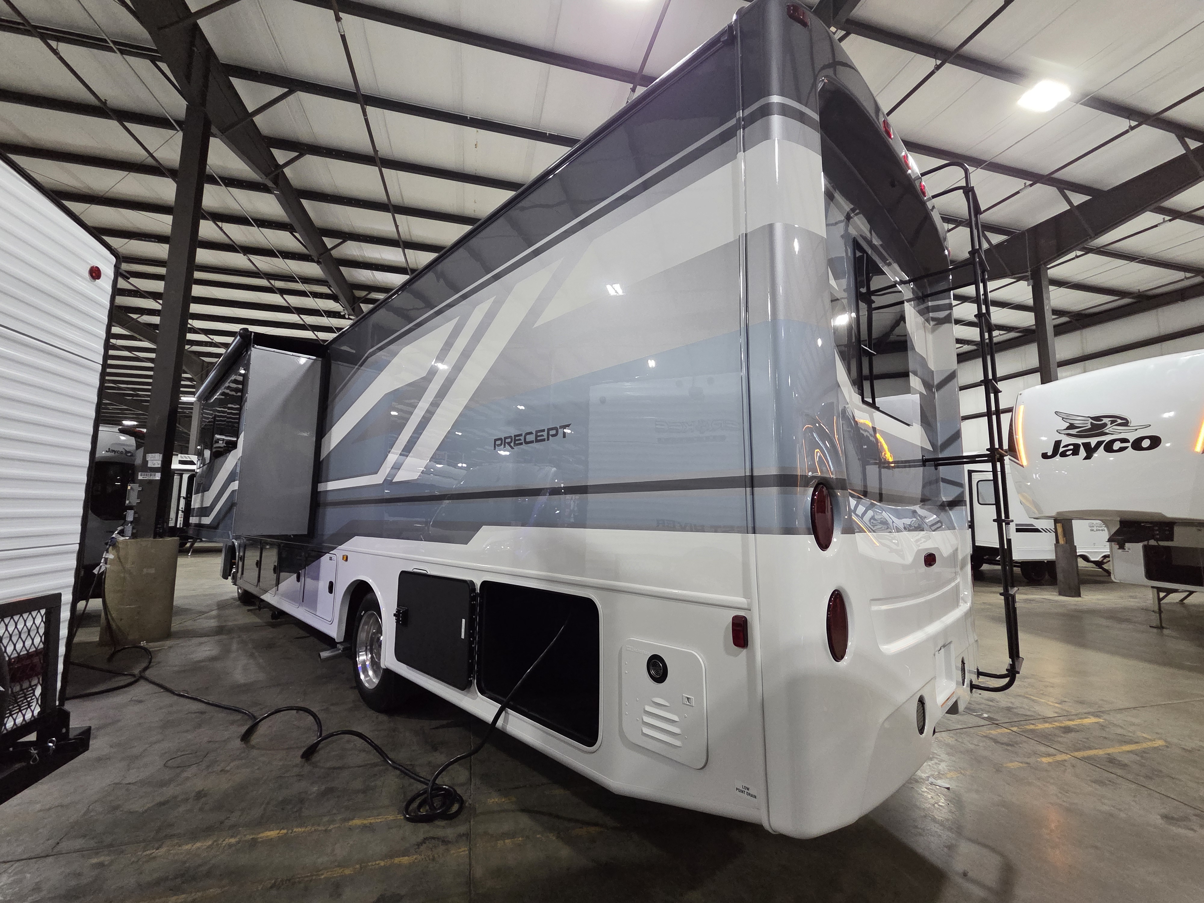 2027 Jayco Precept 34G, $ 179,995