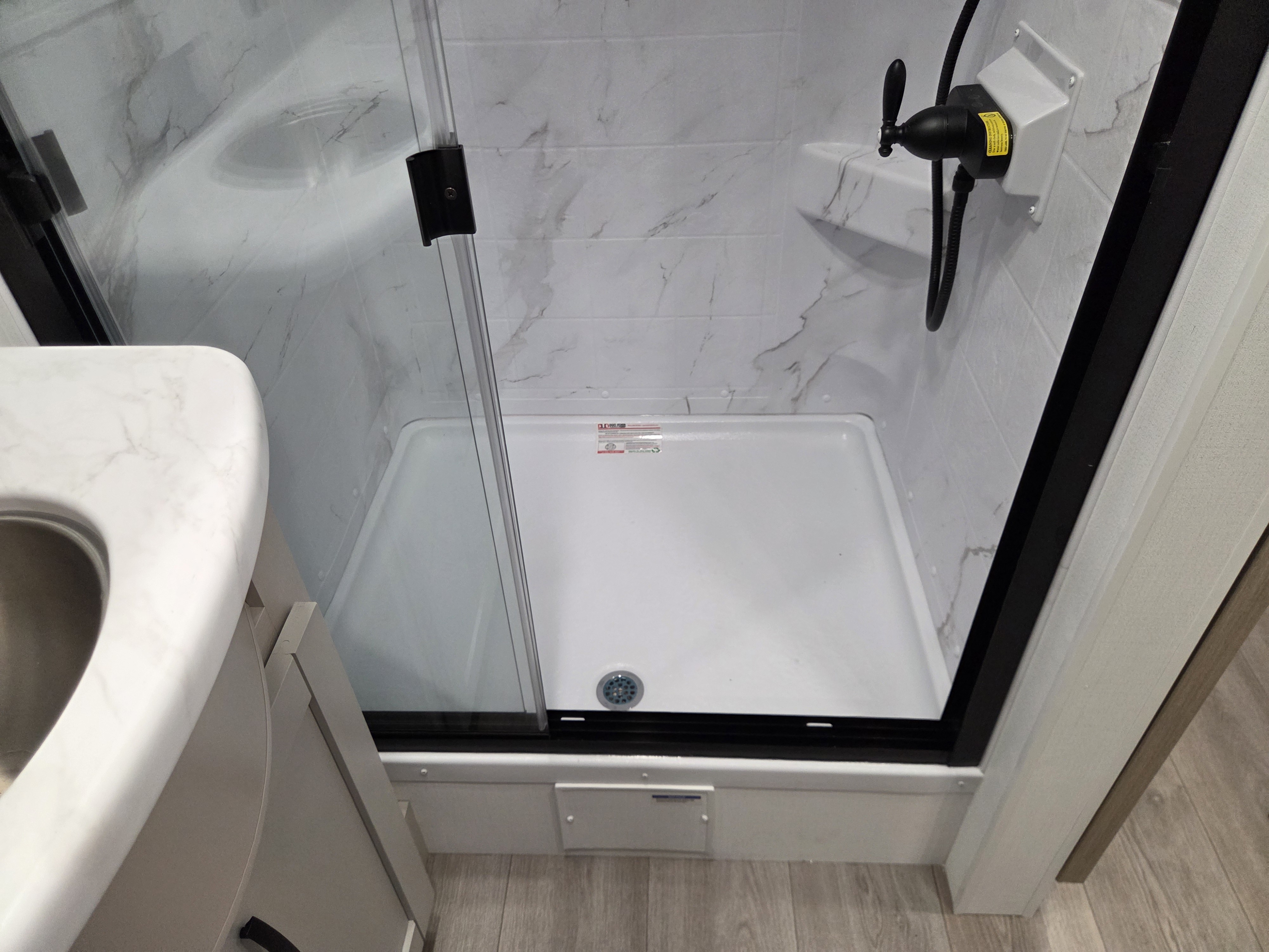 2027 Jayco Precept 34G, $ 179,995