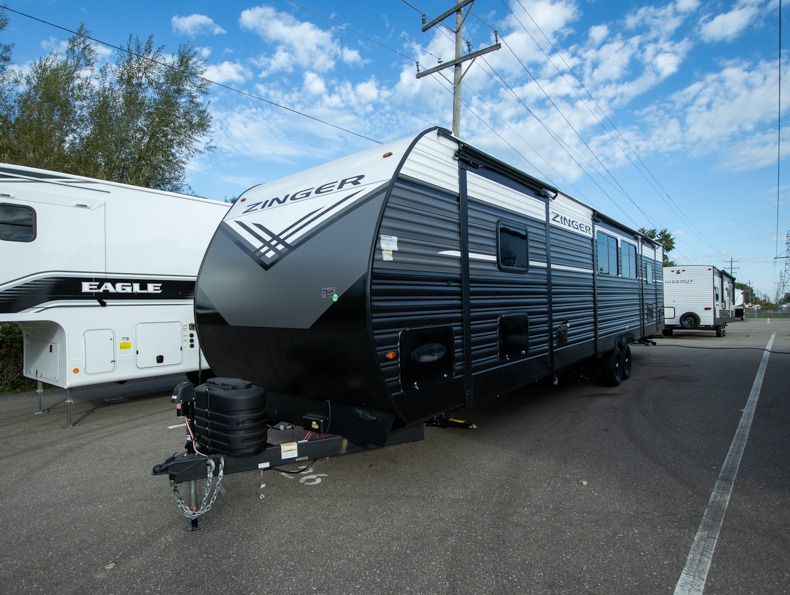 2026 CrossRoads Zinger ZR390DB, $ 45,999