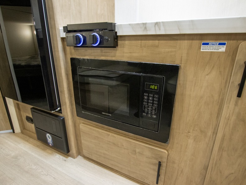 2026 Forest River Cherokee Grey Wolf Travel Traile, $ 17,999