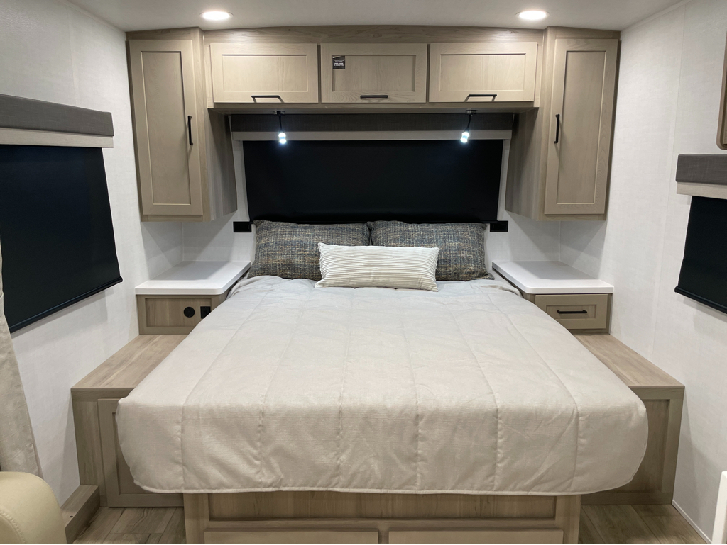 2026 Forest River Rockwood Mini Lite 2109S, $ 33,999