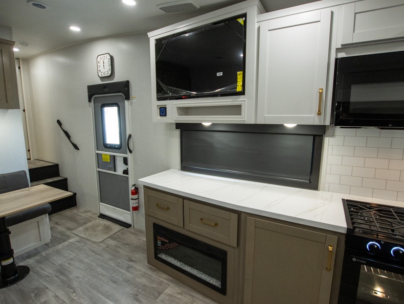 2026 Jayco Eagle HT 27MLC, $ 44,999