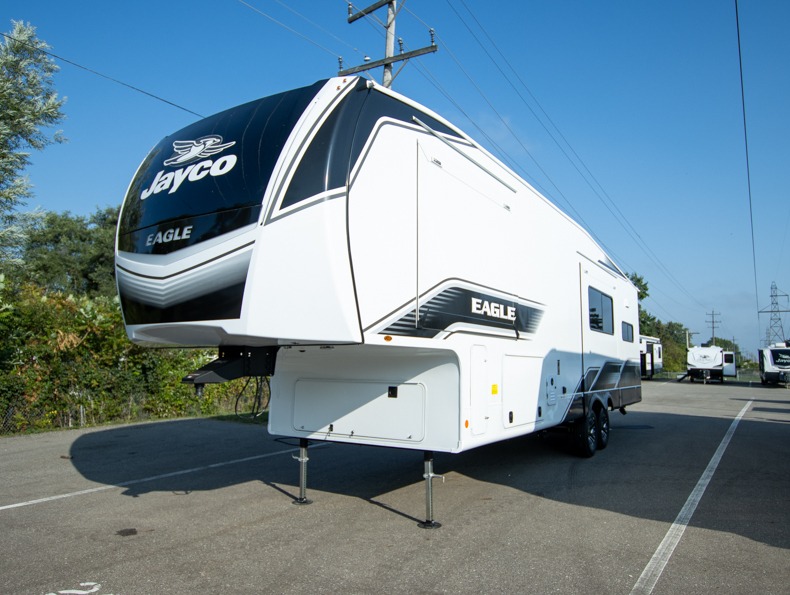 2026 Jayco Eagle 365UKTS, $ 67,995