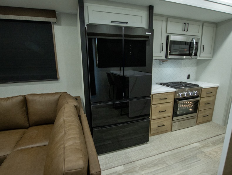 2026 Forest River Sandpiper Destination 422FKL, $ 67,999