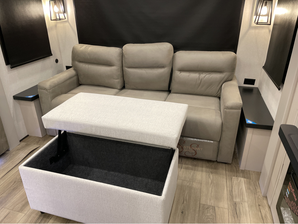 2026 Jayco North Point 310RLTS, $ 89,999