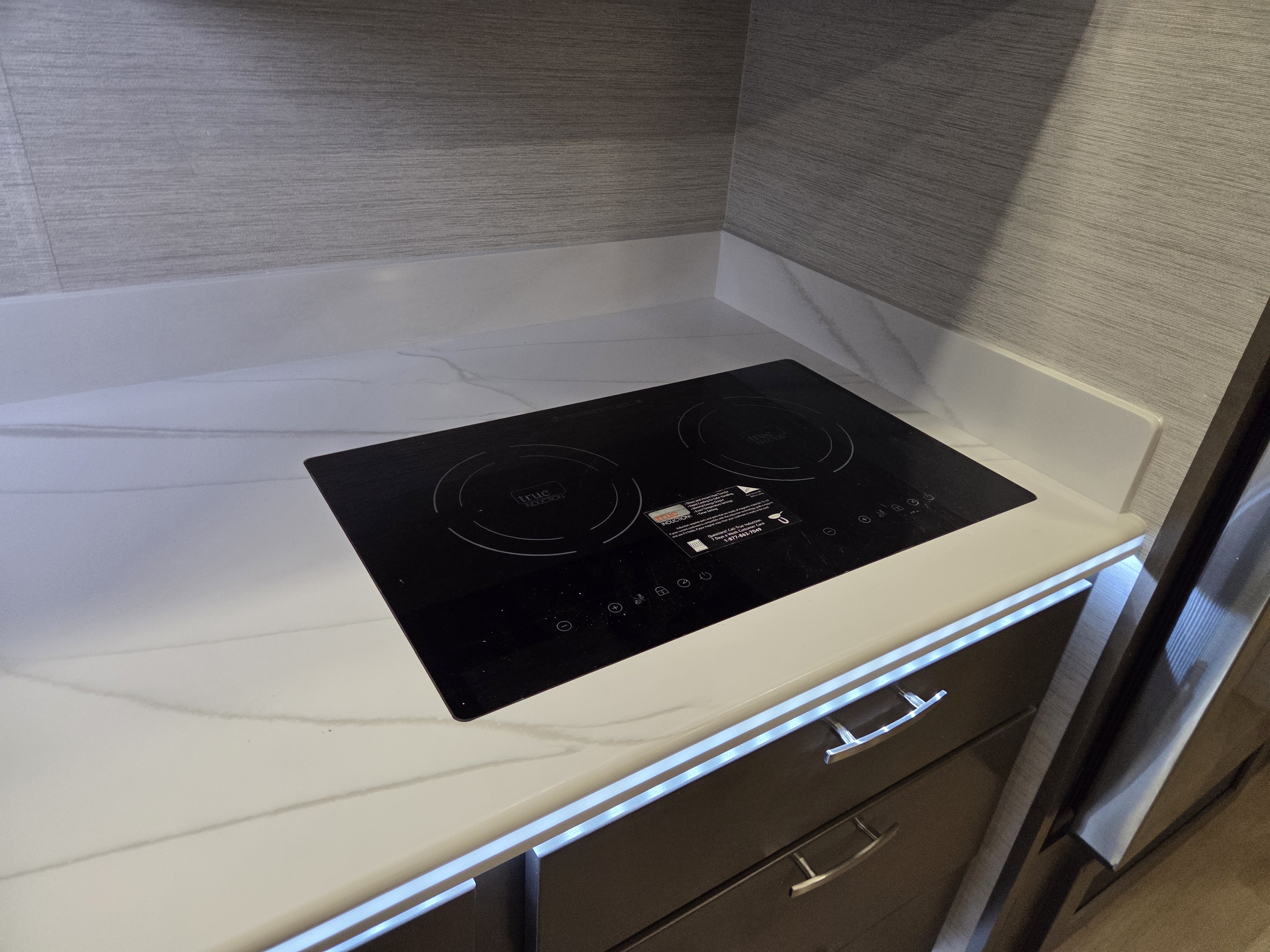 2026 Dynamax Europa 34SS, $ 289,997