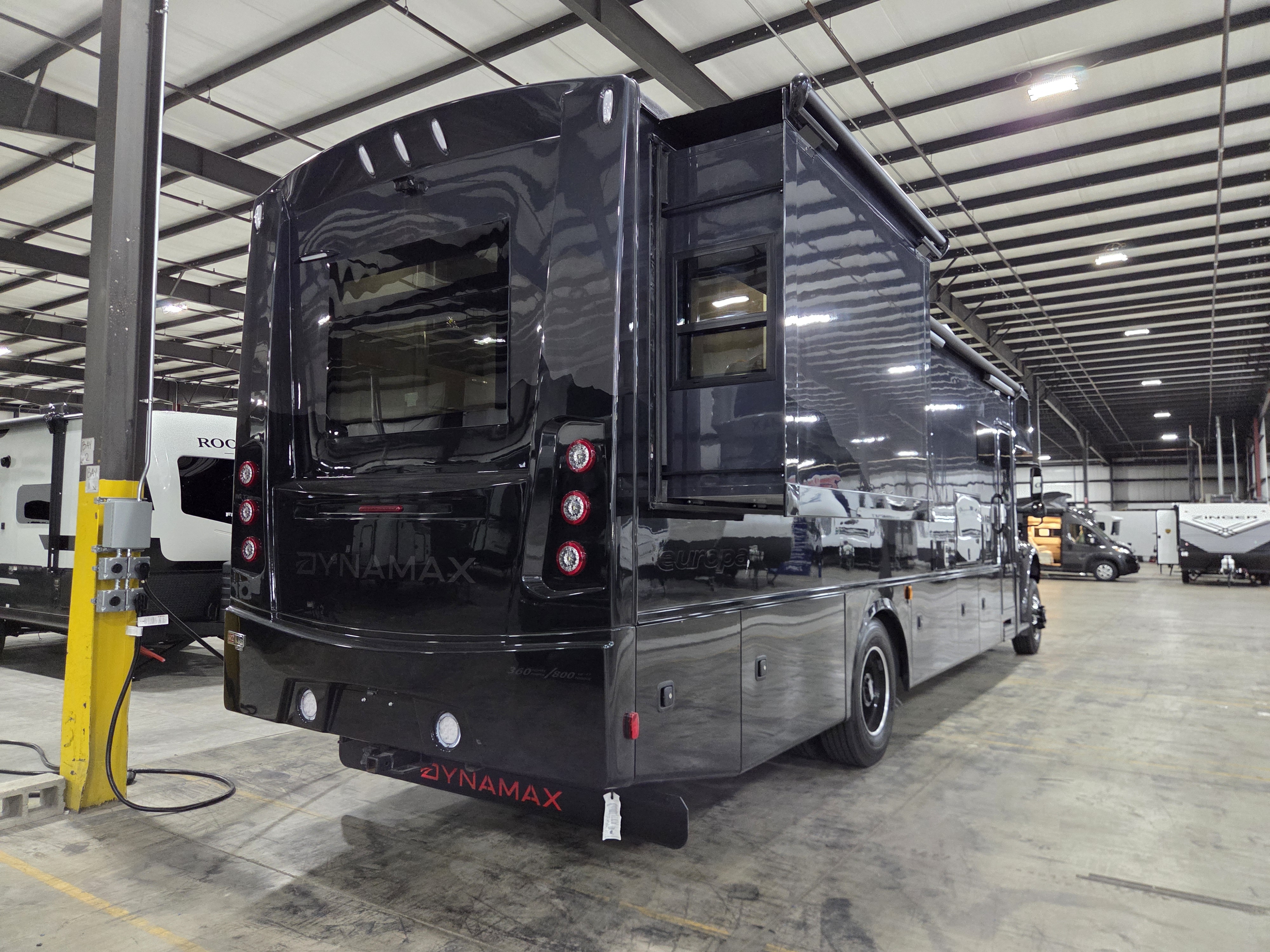 2026 Dynamax Europa 34SS, $ 289,997