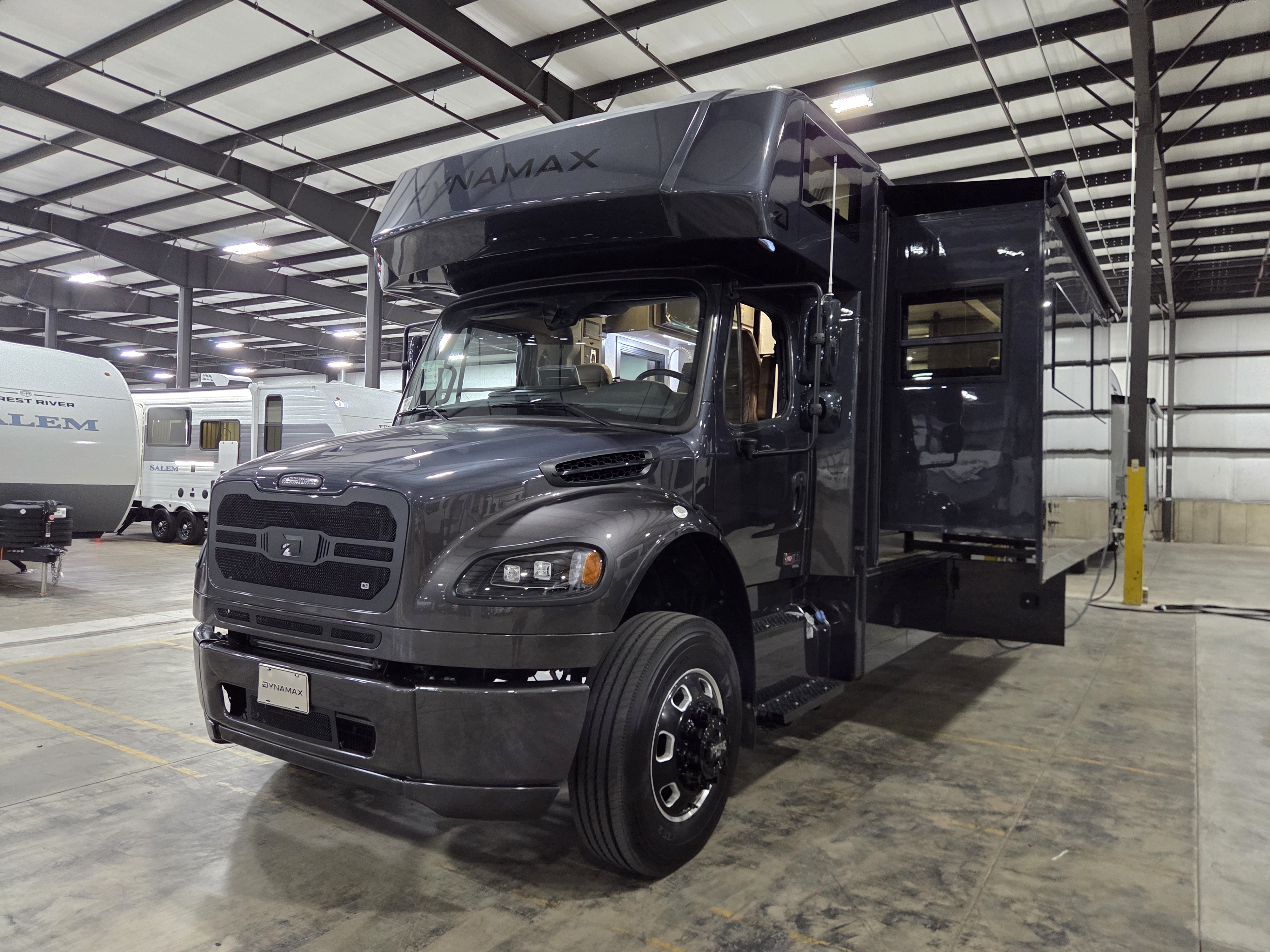 2026 Dynamax Europa 34SS, $ 289,997