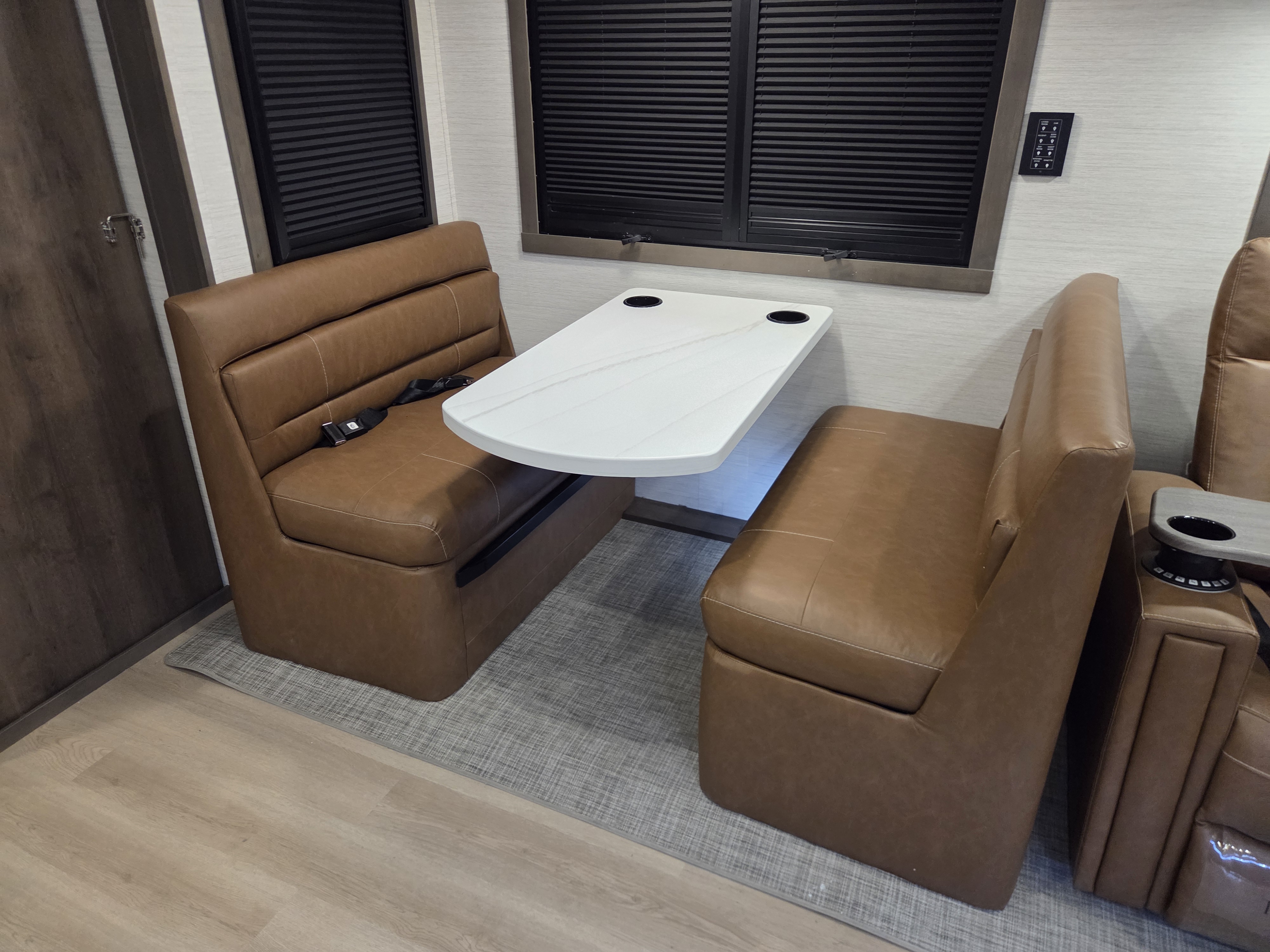 2026 Dynamax Europa 34SS, $ 289,997
