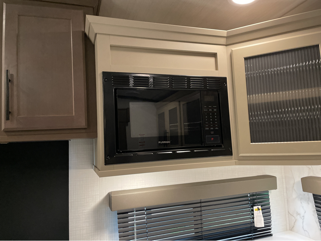 2026 Keystone Cougar Half-Ton (Fifth Wheel) 23MLE, $ 49,999