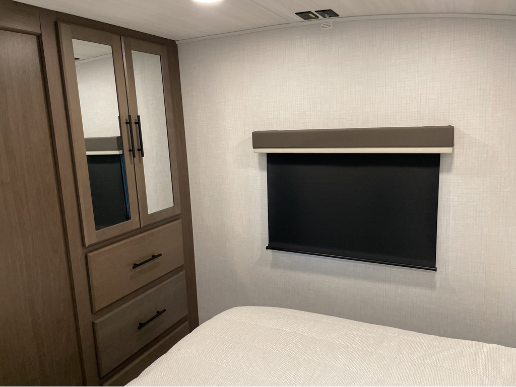 2026 Keystone Cougar Half-Ton (Fifth Wheel) 23MLE, $ 49,999