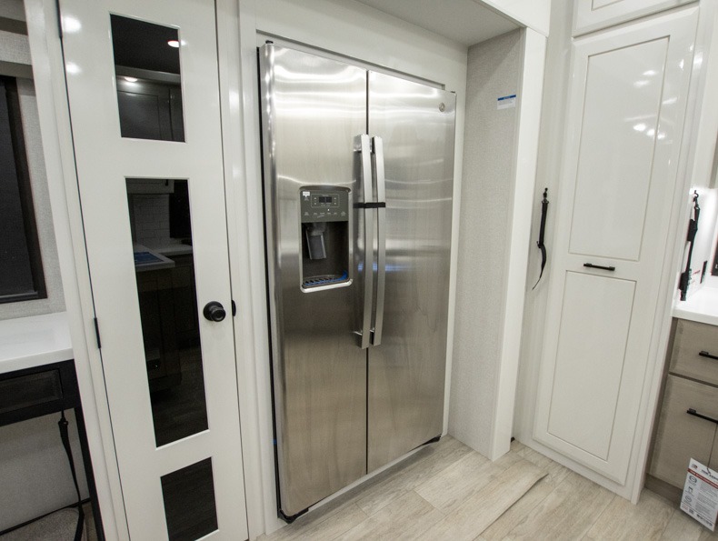 2026 Jayco Pinnacle 38FBRK, $ 124,995