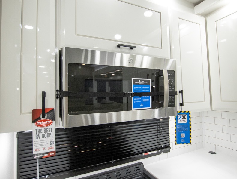 2026 Jayco Pinnacle 38FBRK, $ 124,995