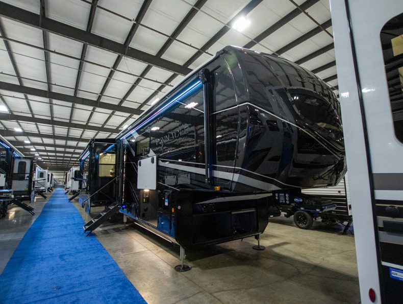 2026 Jayco Pinnacle 38FBRK, $ 124,995