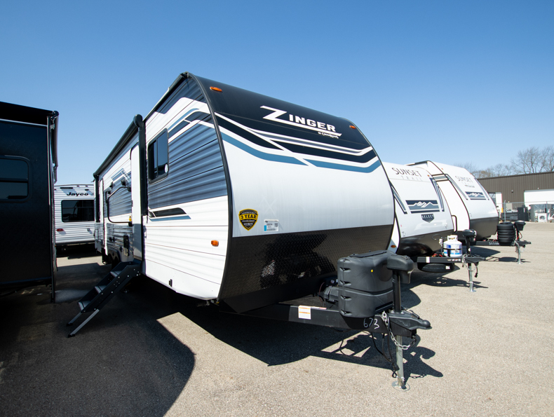 2023 CrossRoads Zinger ZR298FB, $ 25,999