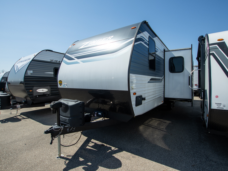 2023 CrossRoads Zinger ZR298FB, $ 25,999