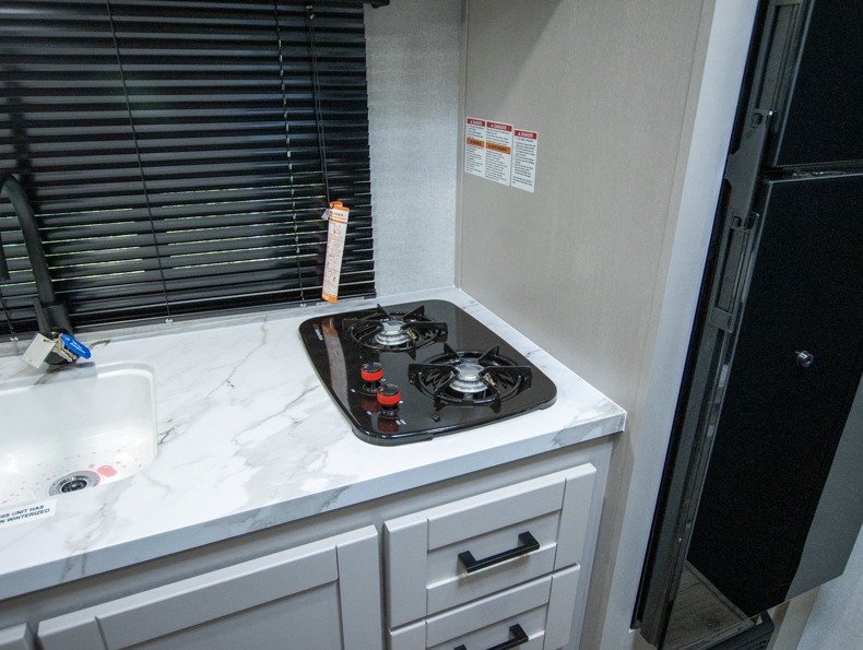 2026 Jayco Jay Feather Air SL 17BHSL, $ 14,999