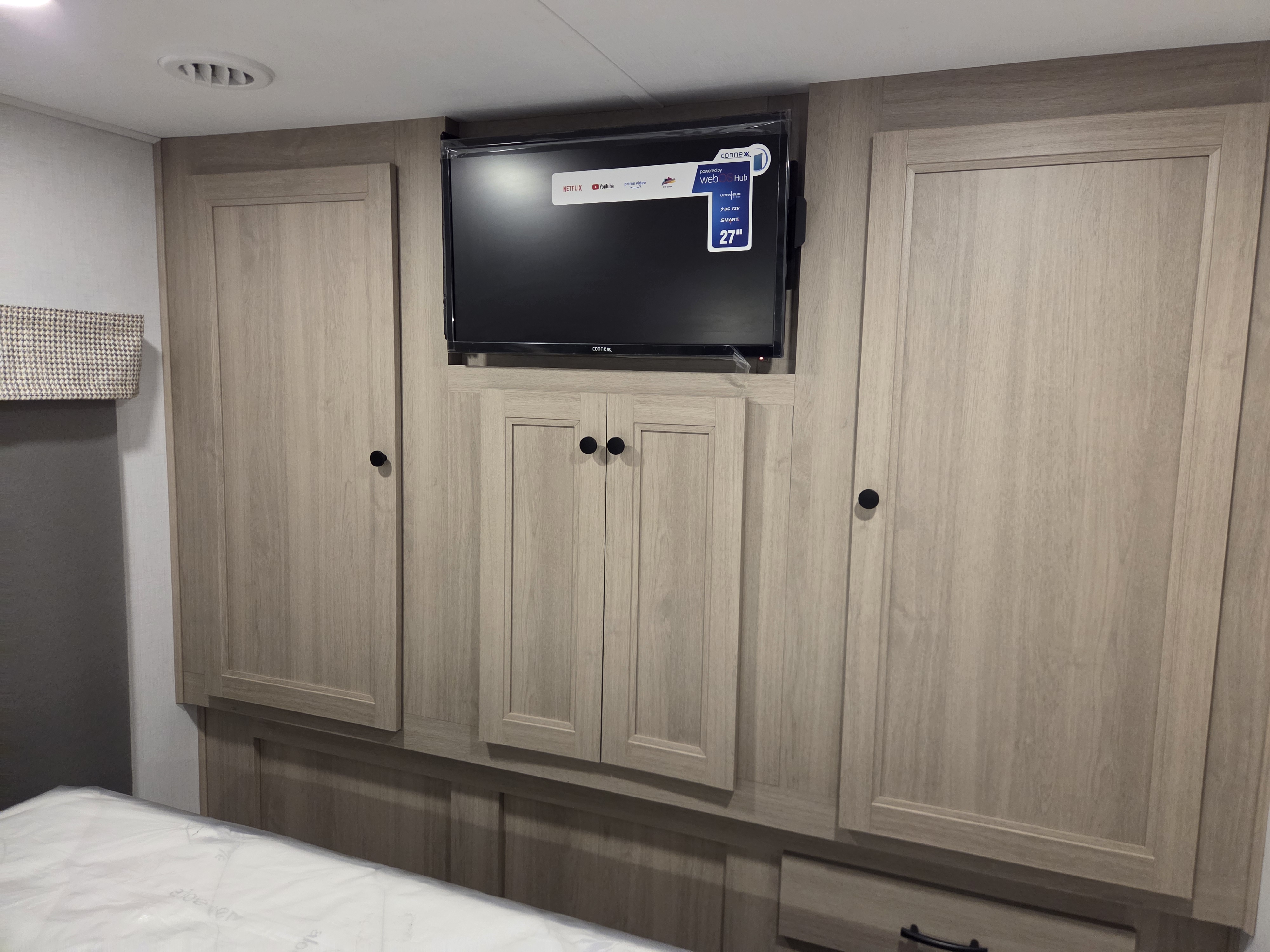 2024 Forest River Sunseeker 3010DS, $ 95,997