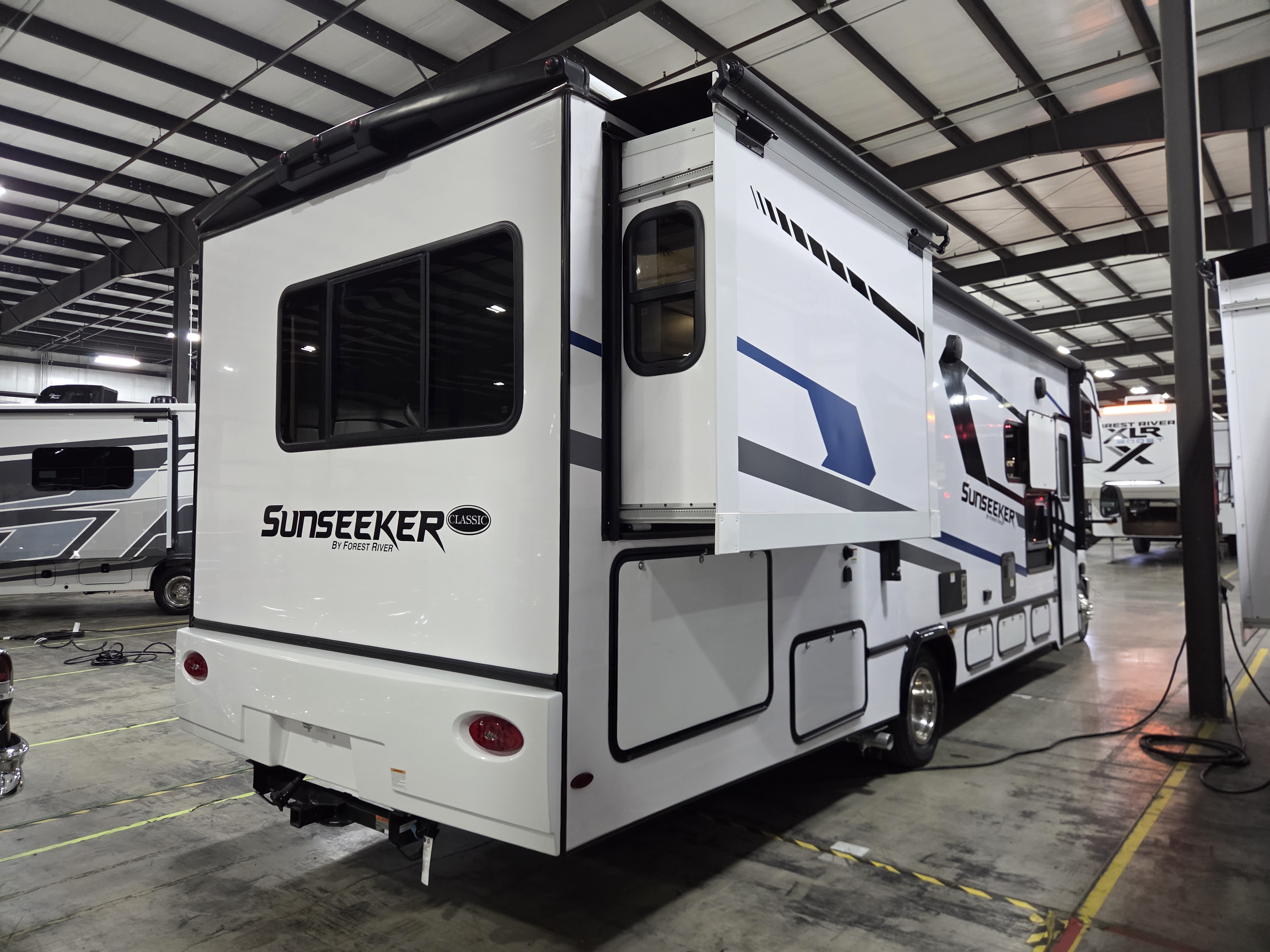 2024 Forest River Sunseeker 3010DS, $ 95,997