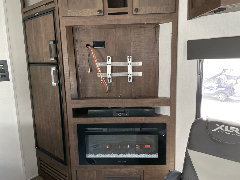 2022 Forest River XLR Hyper Lite 3016, $ 42,987