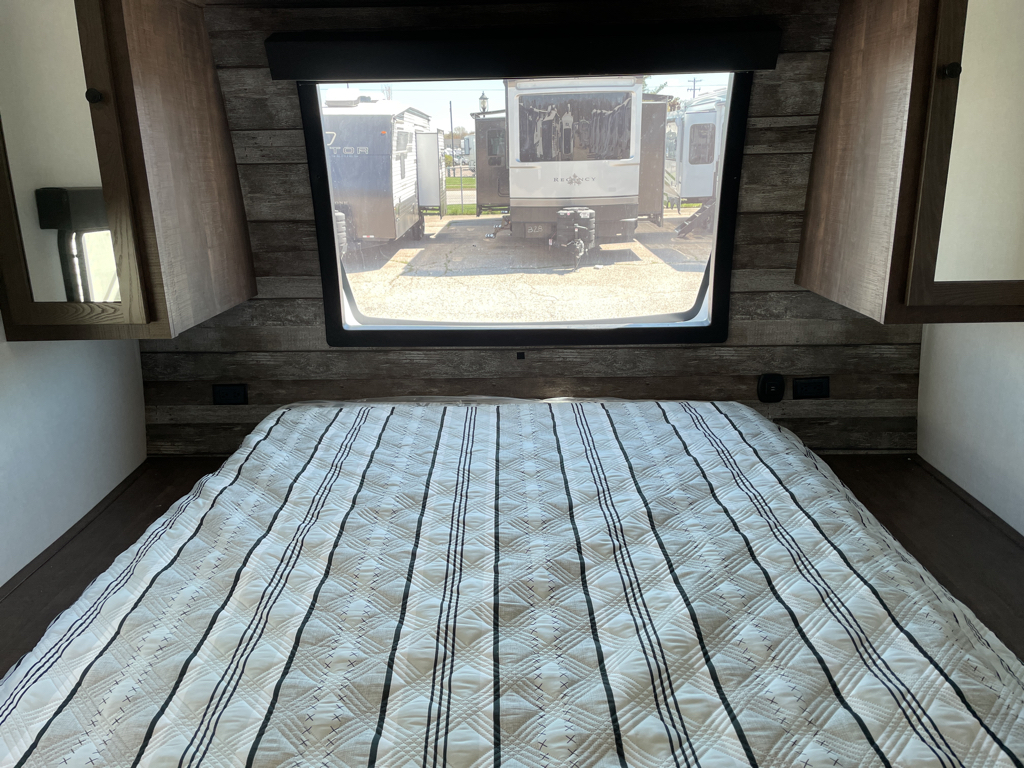 2022 Forest River XLR Hyper Lite 3016, $ 42,987