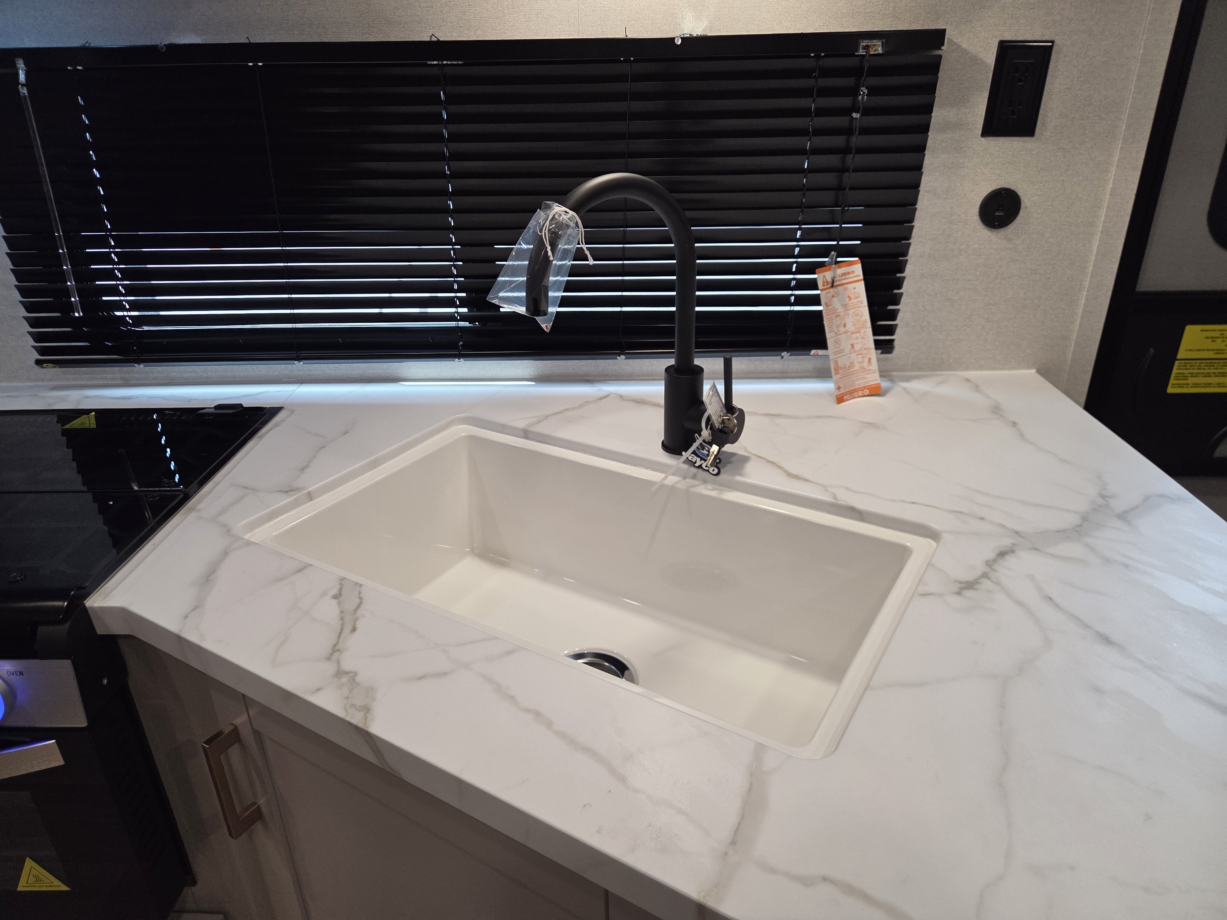 2027 Jayco Jay Flight 262RLS, $ 27,999