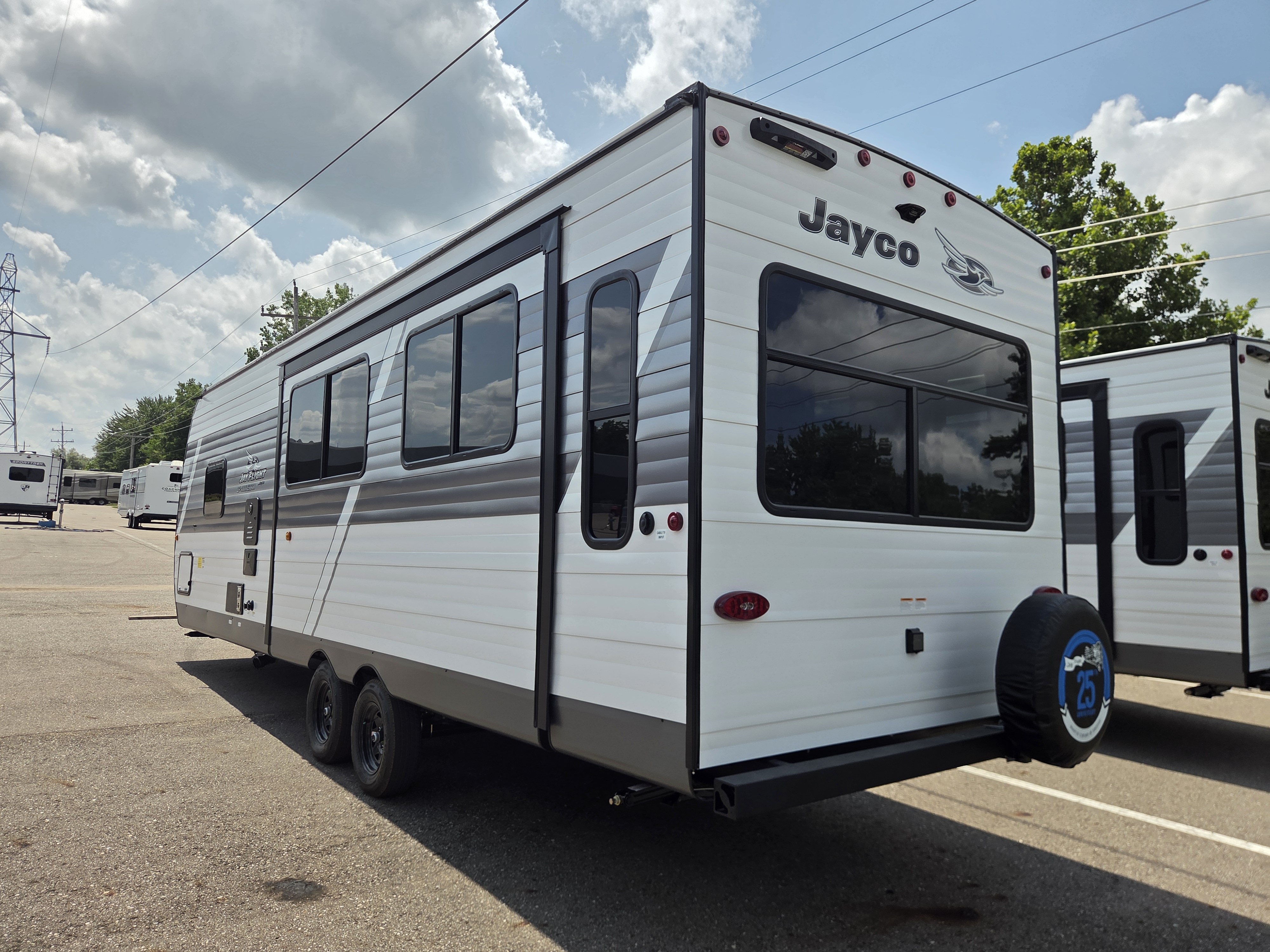 2027 Jayco Jay Flight 262RLS, $ 27,999