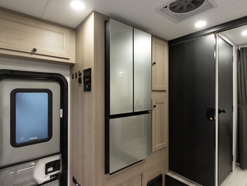 2025 Forest River Sunseeker Classic 3050S, $ 112,997