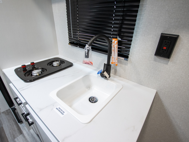 2026 Jayco Jay Flight SLX 170FQ Sport Edition, $ 14,999