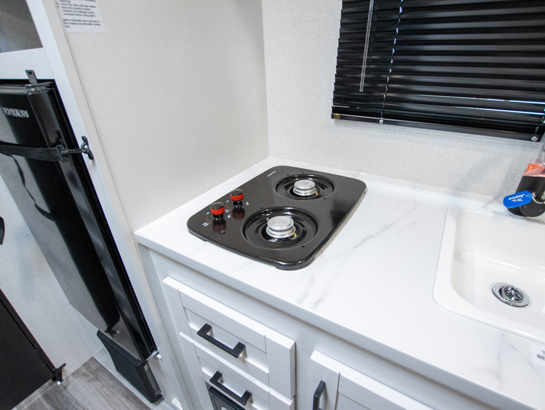 2026 Jayco Jay Flight SLX 170FQ Sport Edition, $ 14,999