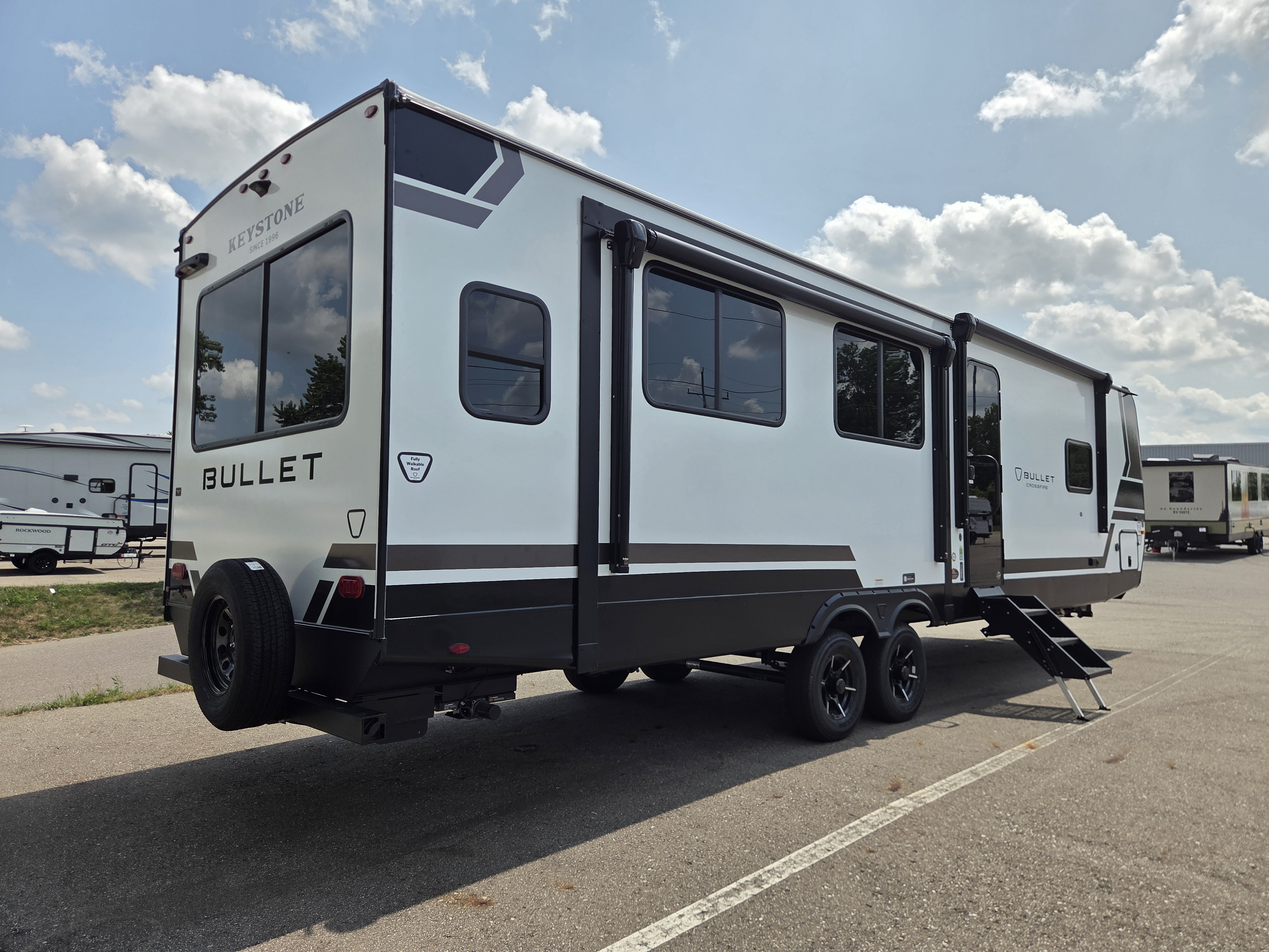 2027 Keystone Bullet Crossfire (East) 310RES, $ 55,990