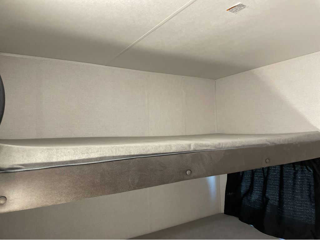 2027 Jayco Jay Flight 333BTS, $ 39,999