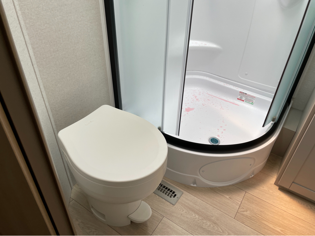 2027 Jayco Jay Flight 333BTS, $ 39,999