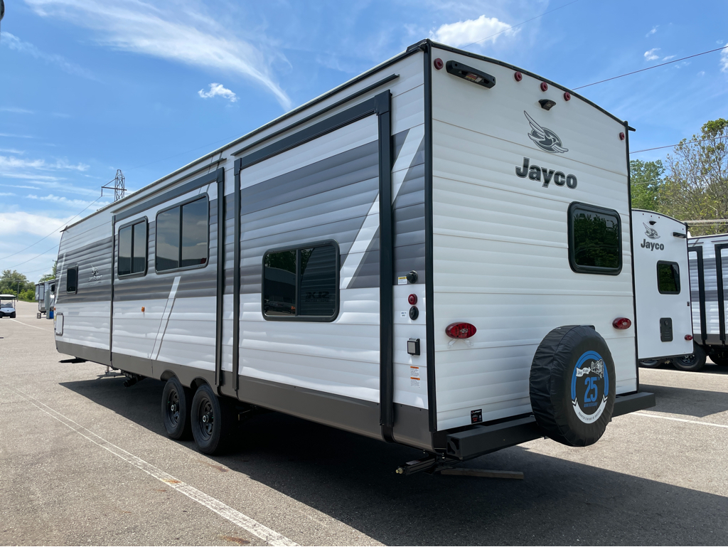 2027 Jayco Jay Flight 333BTS, $ 39,999