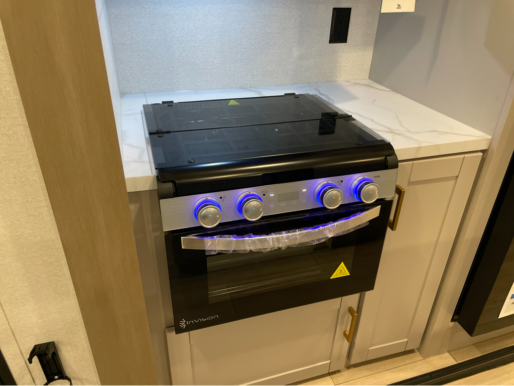 2027 Jayco Jay Flight 333BTS, $ 39,999