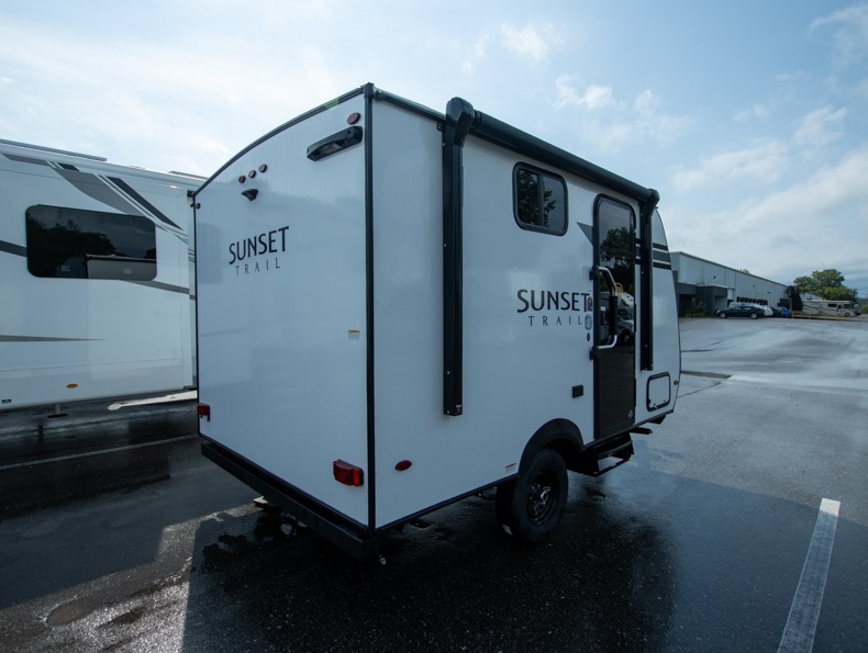 2026 CrossRoads Sunset Trail Select SS13BHS, $ 13,999