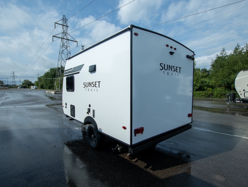 2026 CrossRoads Sunset Trail Select SS13BHS, $ 13,999