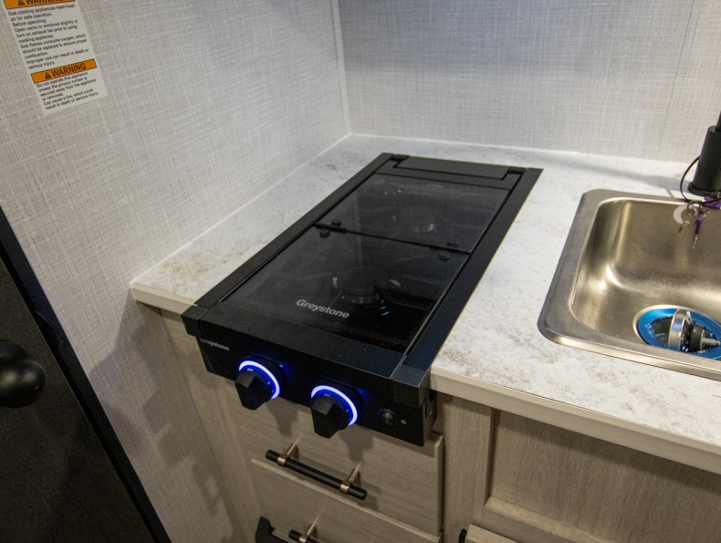 2026 CrossRoads Sunset Trail Select SS13BHS, $ 13,999