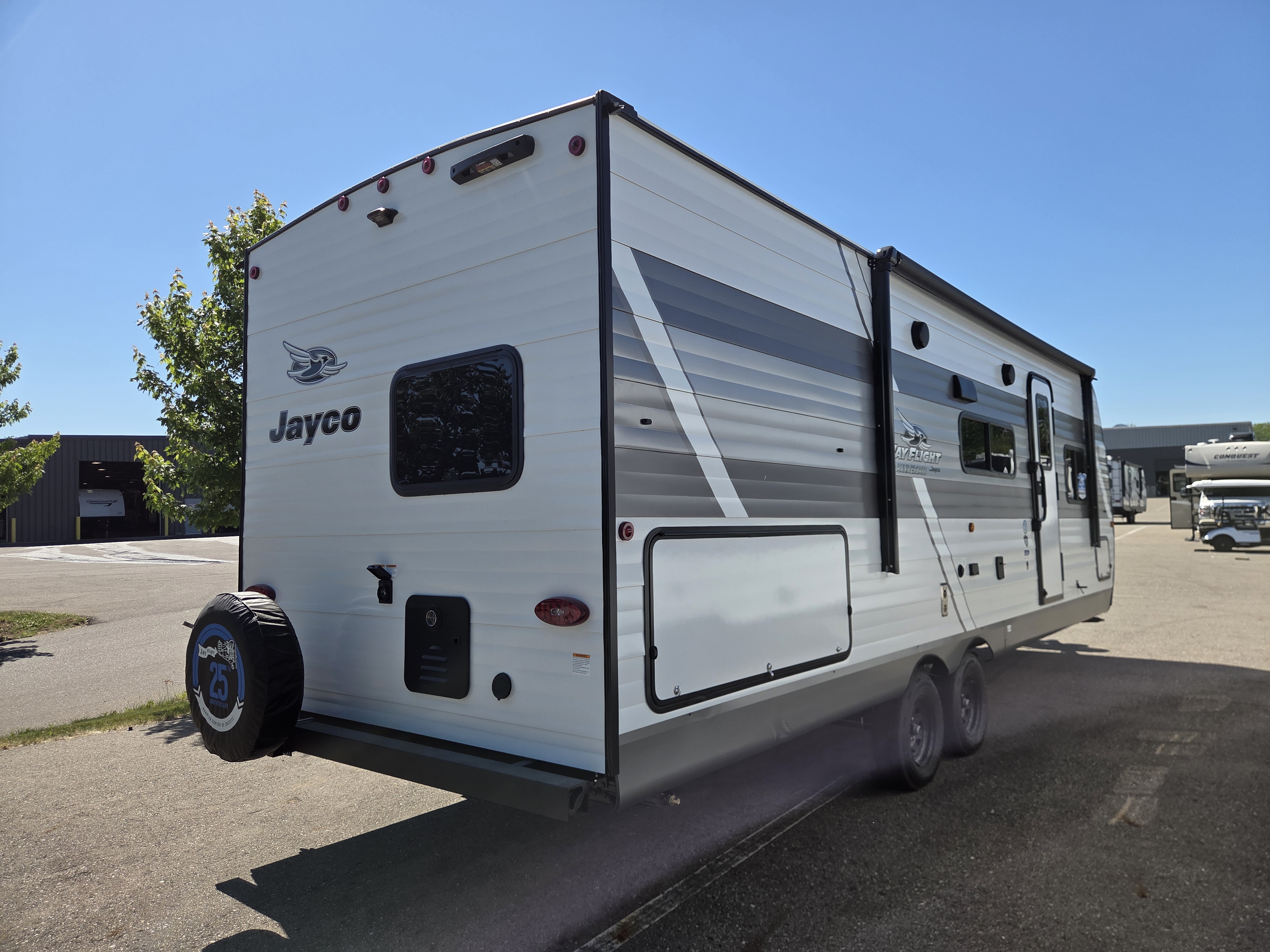 2027 Jayco Jay Flight 261BHS, $ 26,999