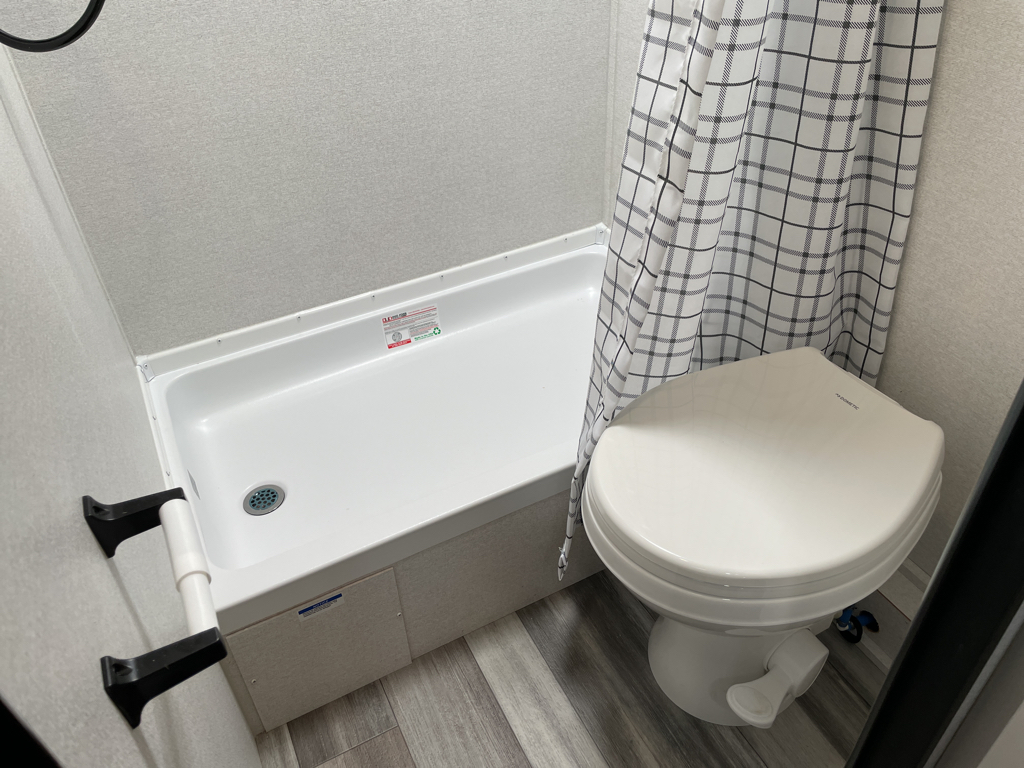 2026 Jayco Jay Flight SLX 178DBS Sport Edition, $ 17,999